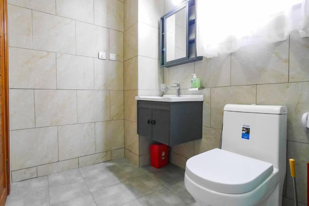 Ultra Modern Apartment In Nyarutarama Kigali Ngoại thất bức ảnh