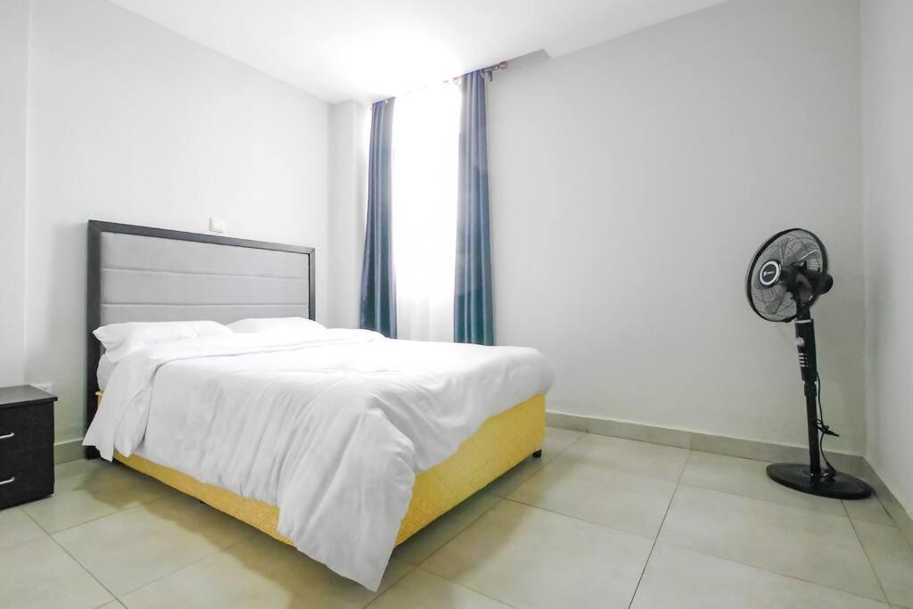 Ultra Modern Apartment In Nyarutarama Kigali Ngoại thất bức ảnh
